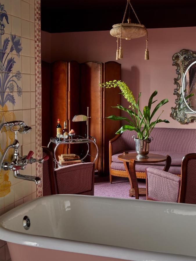 Ulysses, An Ash Hotel Baltimore Ngoại thất bức ảnh